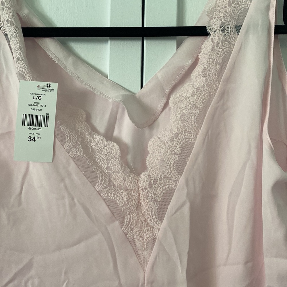 New light pink top - Picture 3 of 5